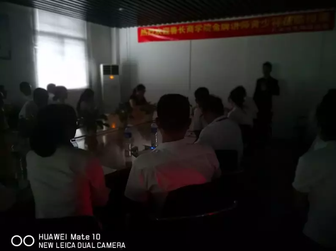 ��������������(sh��)�ڱ��У����A�ڈ�(zh��)�С���Ӗ(x��n)���(d��ng)����